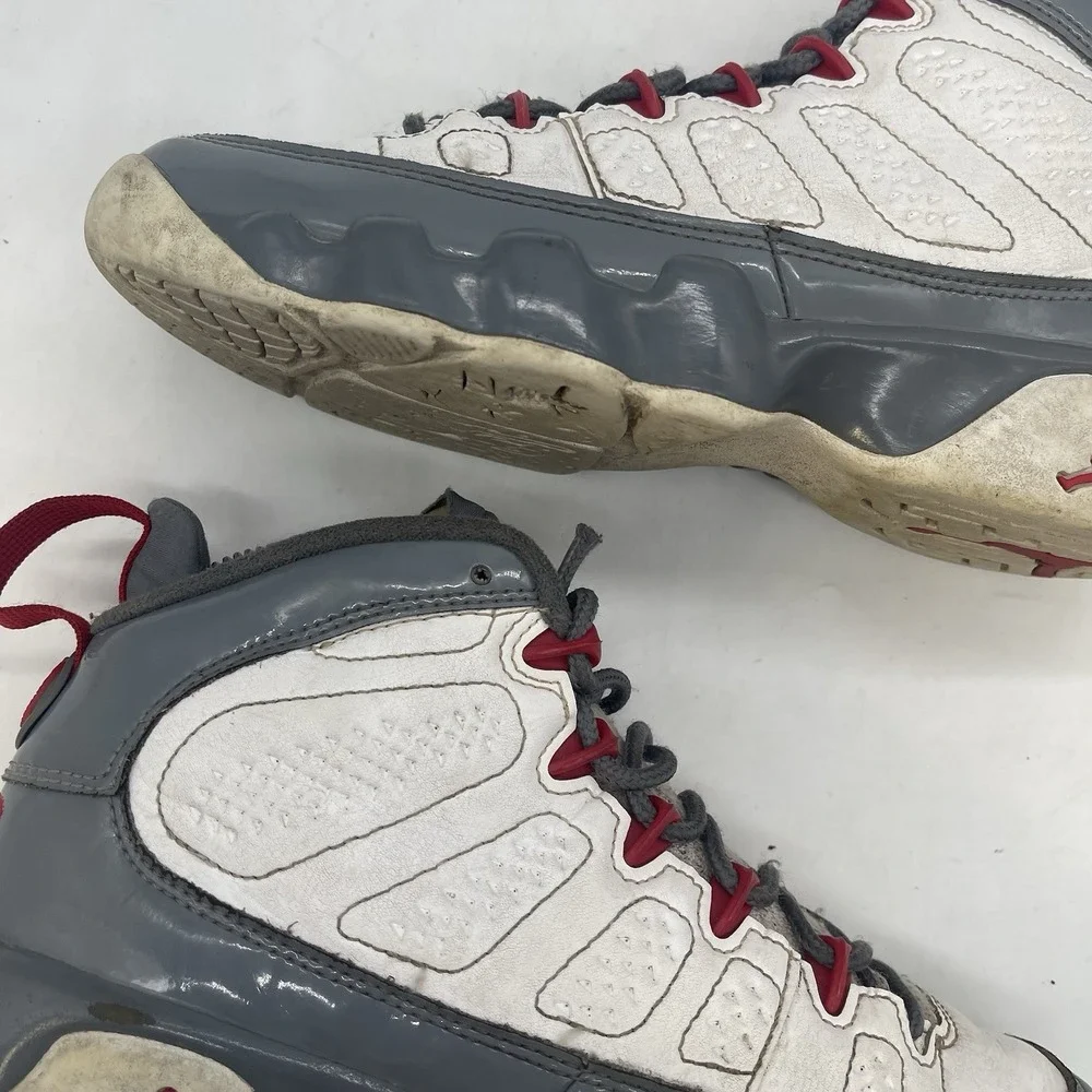Jordan 9 Fire Red Shoes Youth Size 5.5Y Kids 302359-162